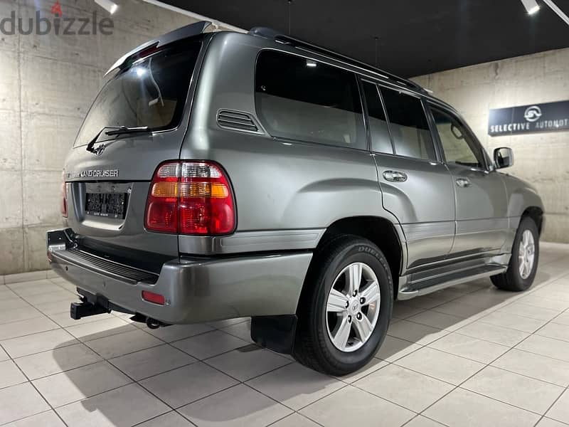 Toyota Land Cruiser V8 1 Owner Very Clean !! 5