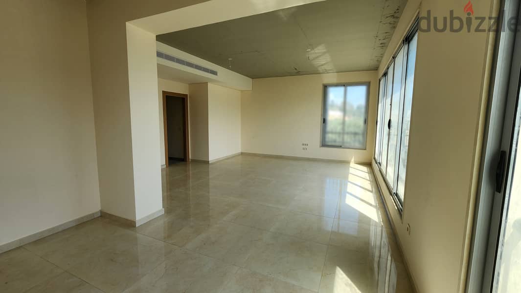 Apartment for sale in Louaizeh شقة للبيع في منطقة الويزه 4
