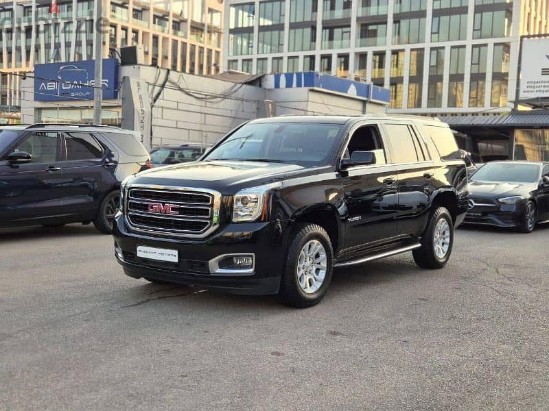 2020 GMC Yukon with only 18,000 1