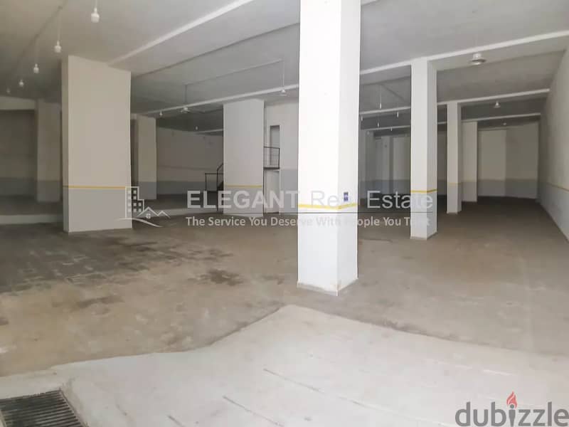 Spacious Warehouse | Easy Access | Private Ramp 0