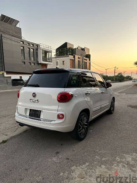 Fiat 500L 2015 White, Black interior 4