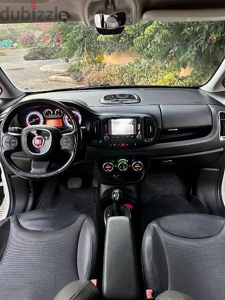 Fiat 500L 2015 White, Black interior 7