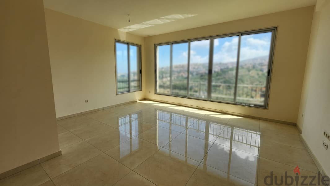 Apartment for sale in Louaizeh شقة للبيع في منطقة الويزه 0