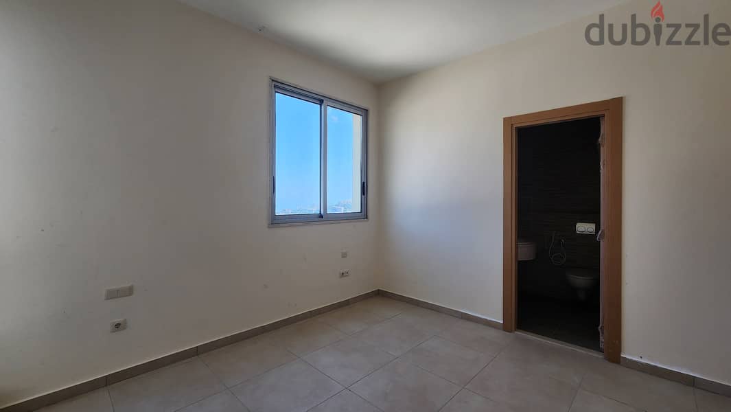 Apartment for sale in Louaizeh شقة للبيع في منطقة الويزه 8
