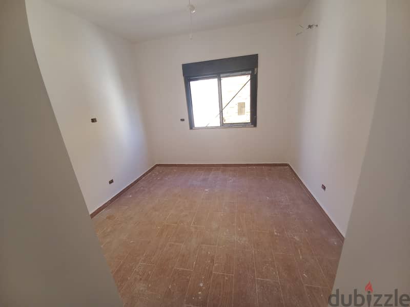 RWK110RH - Brand New Apartment For Sale In Bouar. 5