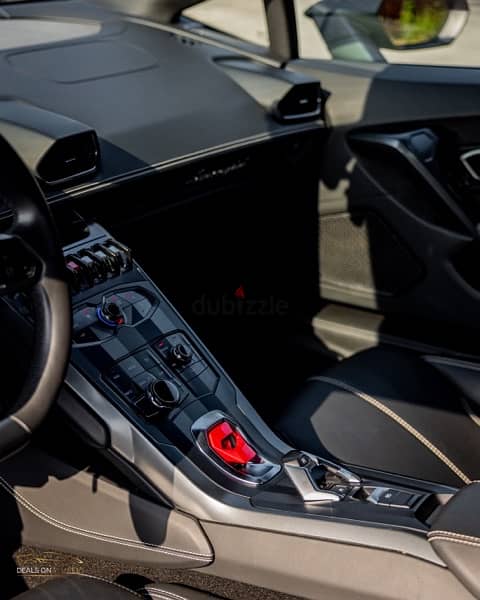 Lamborghini Huracan LP610-4 , Saad&Trad Source&Services. 10.000Km Only 16
