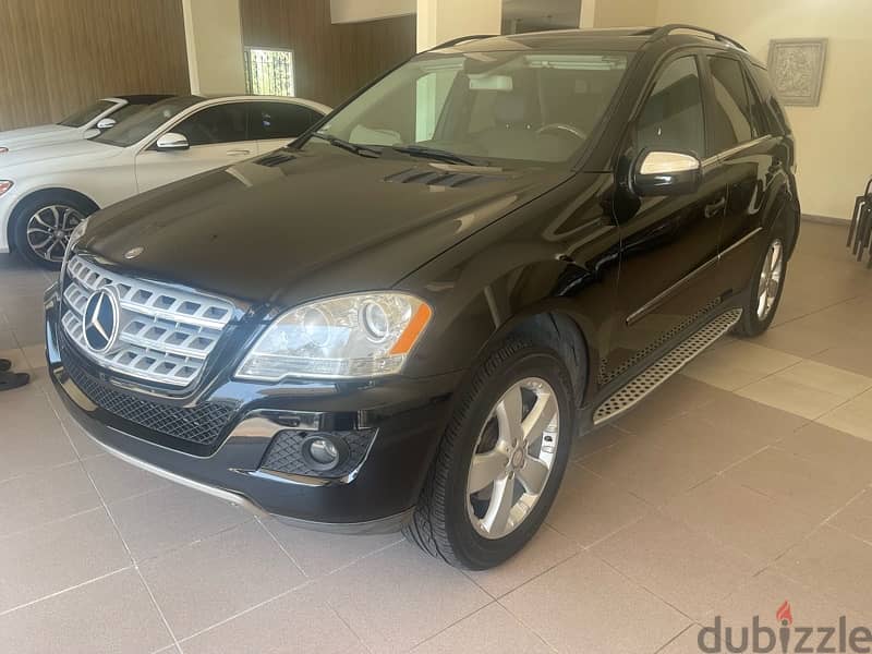 ML350 2010 one owner 0