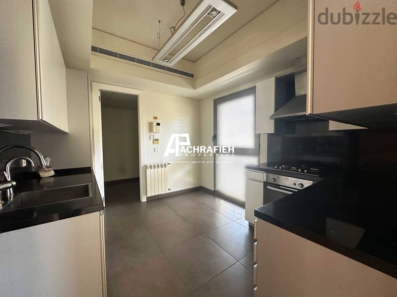 Apartment For Sale in Downtown - شقة للبيع في وسط بيروت 5