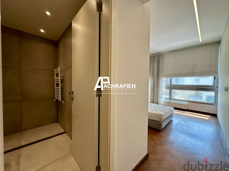 Apartment For Sale in Achrafieh - شقة للبيع في الأشرفية 8