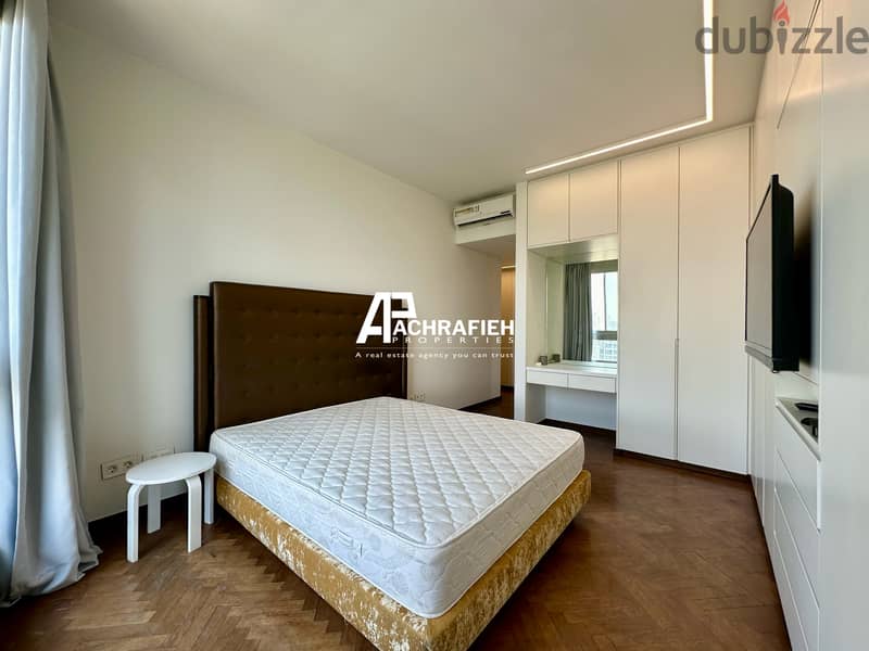 Apartment For Sale in Achrafieh - شقة للبيع في الأشرفية 12