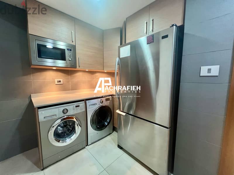 Apartment For Rent in Achrafieh - شقة للإجار في الأشرفية 6