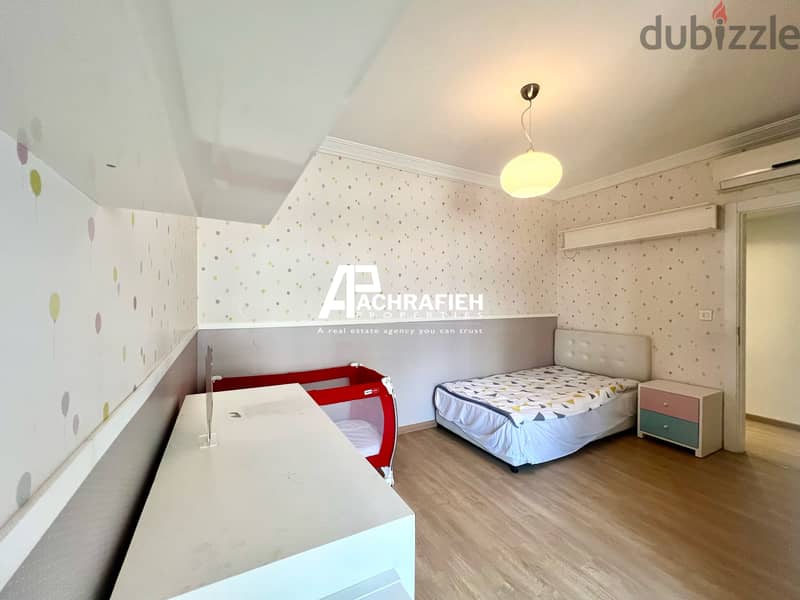 Apartment For Rent in Achrafieh - شقة للإجار في الأشرفية 16