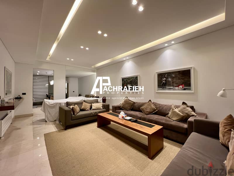 Apartment For Rent in Achrafieh - شقة للإجار في الأشرفية 1