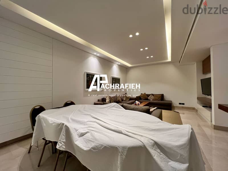Apartment For Rent in Achrafieh - شقة للإجار في الأشرفية 3