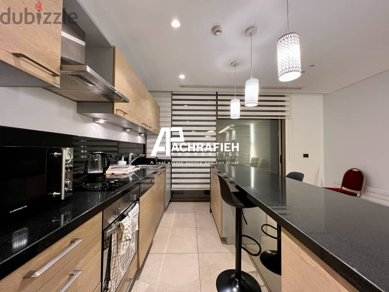 Apartment For Rent in Achrafieh - شقة للإجار في الأشرفية 8