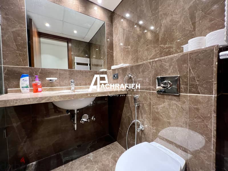 Apartment For Rent in Achrafieh - شقة للإجار في الأشرفية 16