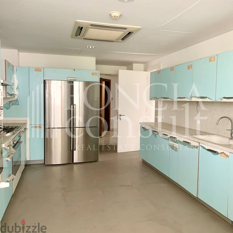 Luxurious Apartment with Views in a New Building in Ashrafieh 3