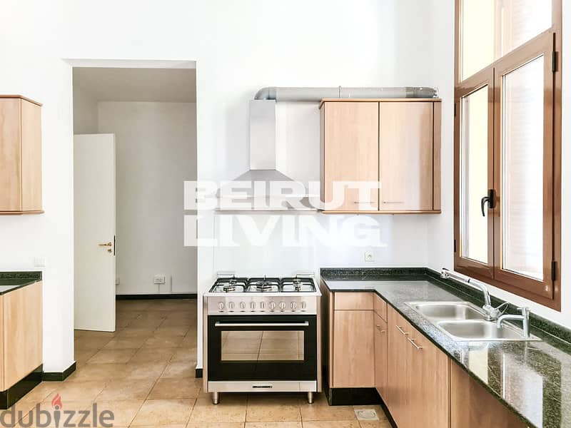 Charming Apartment | Terrace | Well Secured | 3 PKG 3