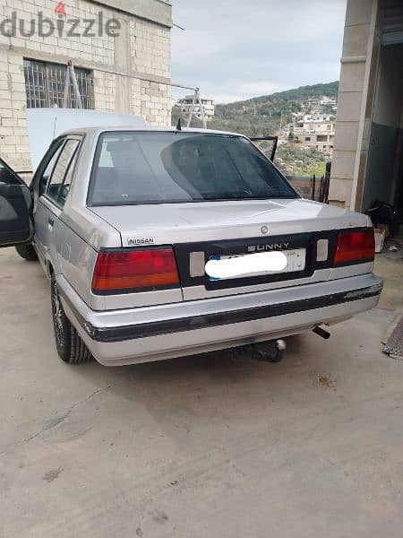 Nissan Sunny 1987 1