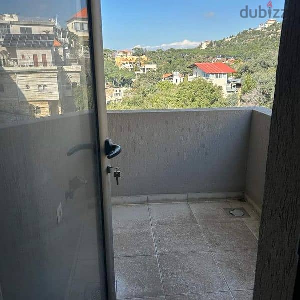 Apartment for sale in jouret al ballout - شقة للبيع في جورة البلوط 1