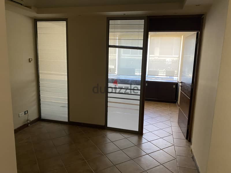Office in Hamra for sale 9