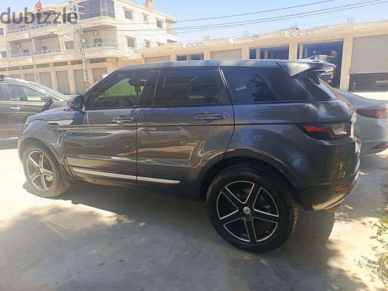 Land Rover Evoque HSE Panoramic 2016 1