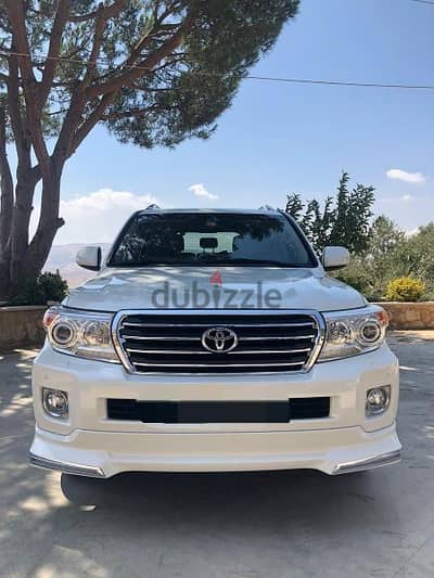 2013 Toyota Land Cruiser GXR very clean in immaculate condition