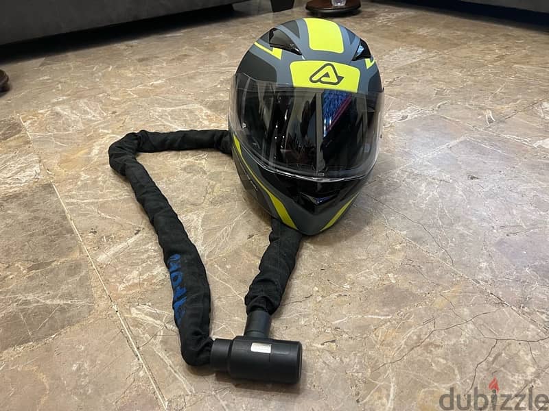 Acerbis helmet + Chain Lock 1