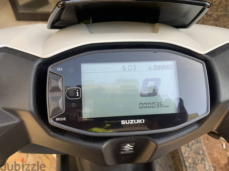 Suzuki Avenis 125 cc 2