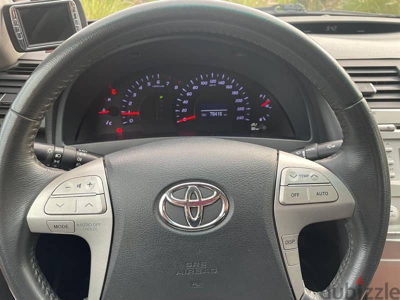 Toyota Camry 2010 3