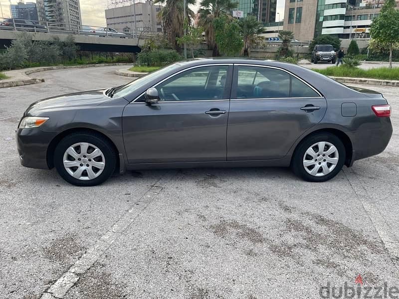 Toyota Camry 2010 7