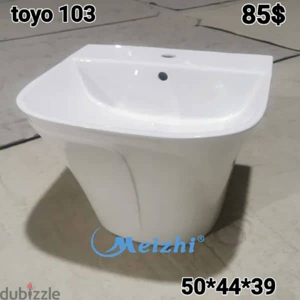 كرسي حمام toyo مع مغسلة تعليق. toilet sets with wall hung sink 10
