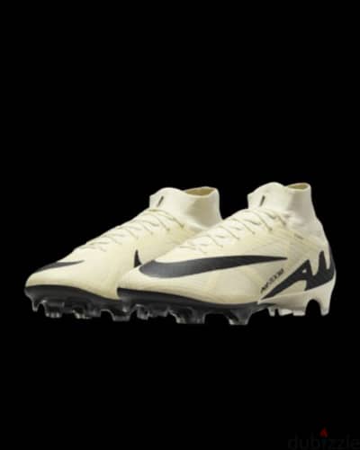 football shies