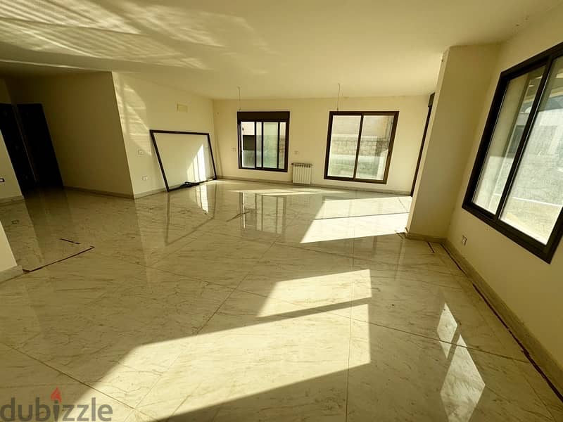 Catchy Apartment For Sale in Ain Saadeh شقة للبيع في عين سعاده 4