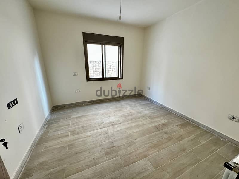Catchy Apartment For Sale in Ain Saadeh شقة للبيع في عين سعاده 9