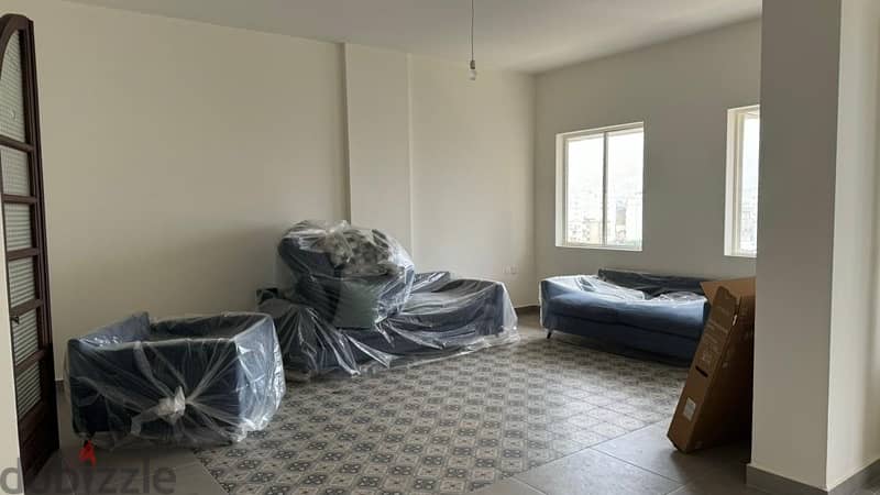 150m 3Bedroom semi furnished renovated rent achrafieh siofi beirut 5