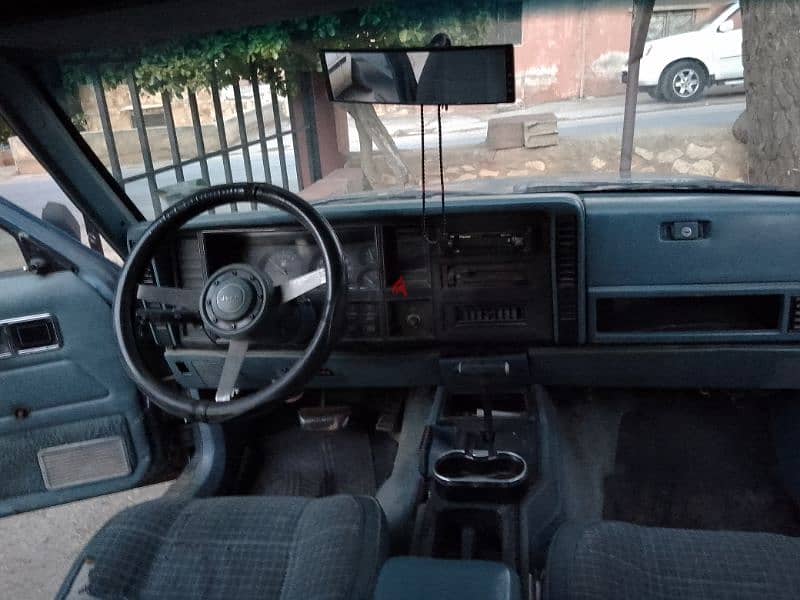 Jeep Cherokee 1988 3