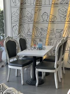 chairs and table for sale( كراسي و طاولات للبيع بسبب تغير دكور المطعم)