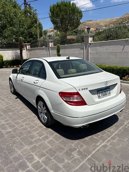 Mercedes-Benz C-Class 2009 4