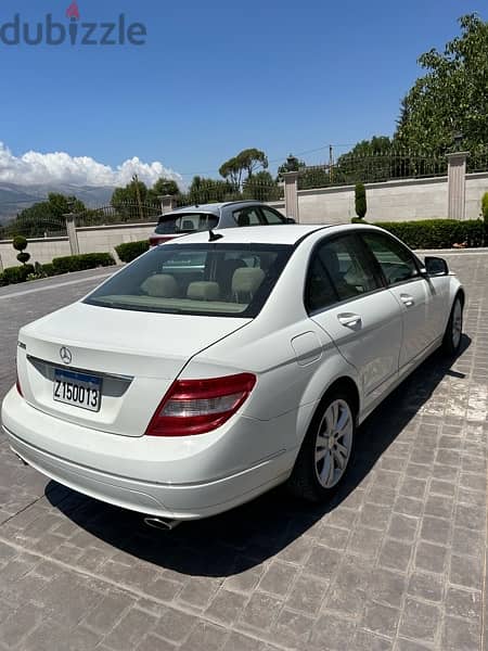 Mercedes-Benz C-Class 2009 5