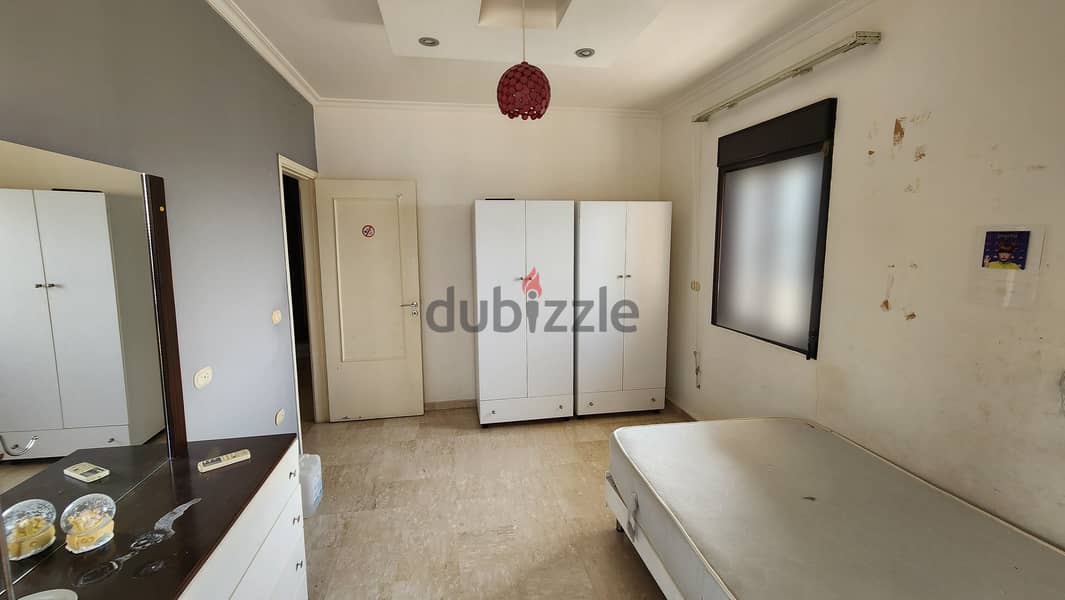 Apartment for sale in Louaizehشقة للبيع في منطقة الويزه 7