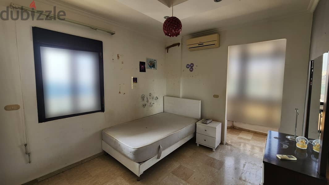 Apartment for sale in Louaizehشقة للبيع في منطقة الويزه 9