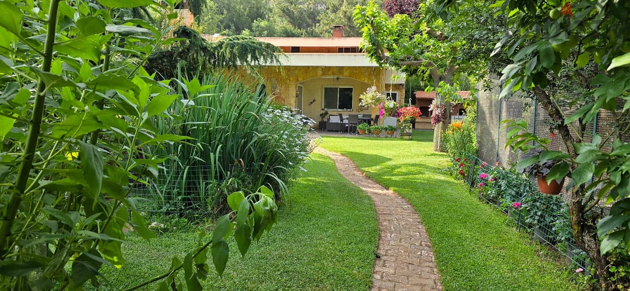 Paradise garden Villa For Sale in Jouret el Ballout! 1