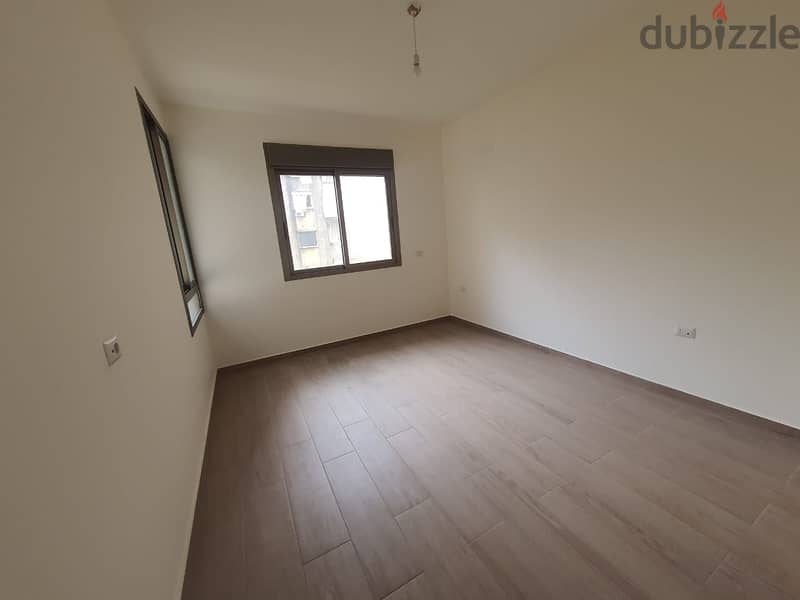 Apartment for sale in Burj Abi Haidar شقة للبيع في برج ابي حيدر 8