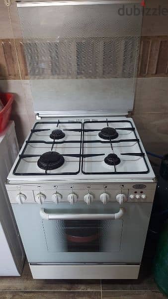 stove and oven very good condition 0