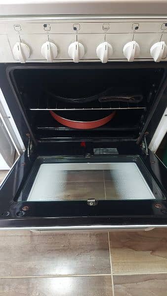 stove and oven very good condition 2
