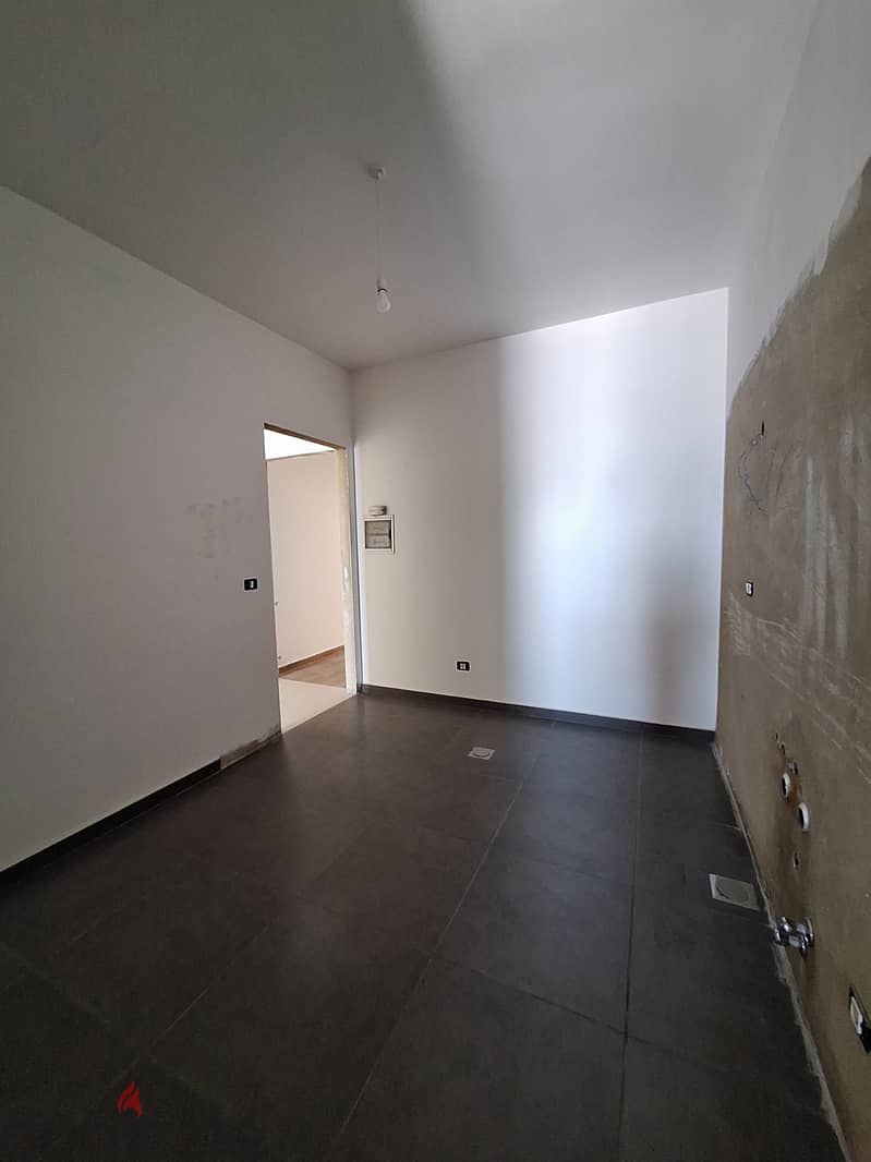 Apartment For Sale In Zikrit 6