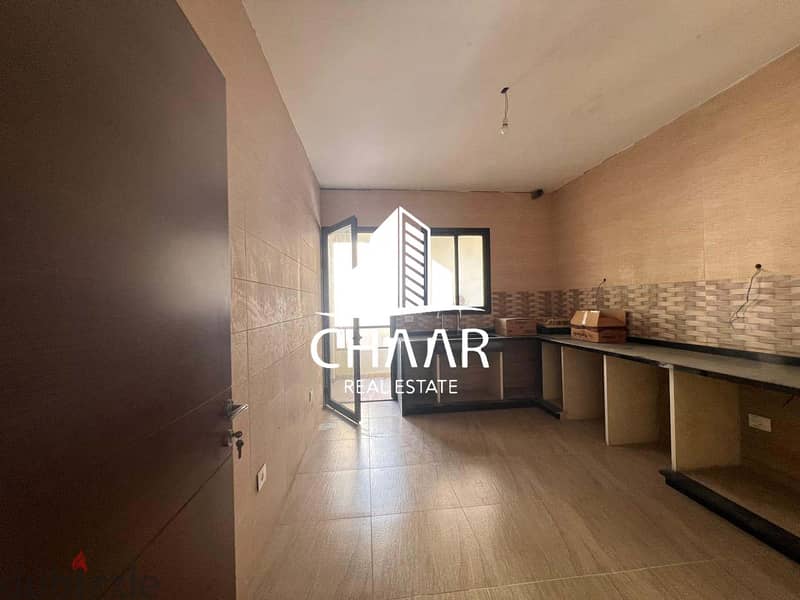 #R1945 - Catchy Apartment for Sale in Louaizeh 4