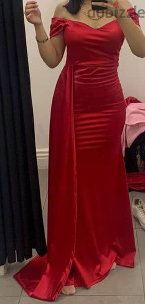 red dresses 1