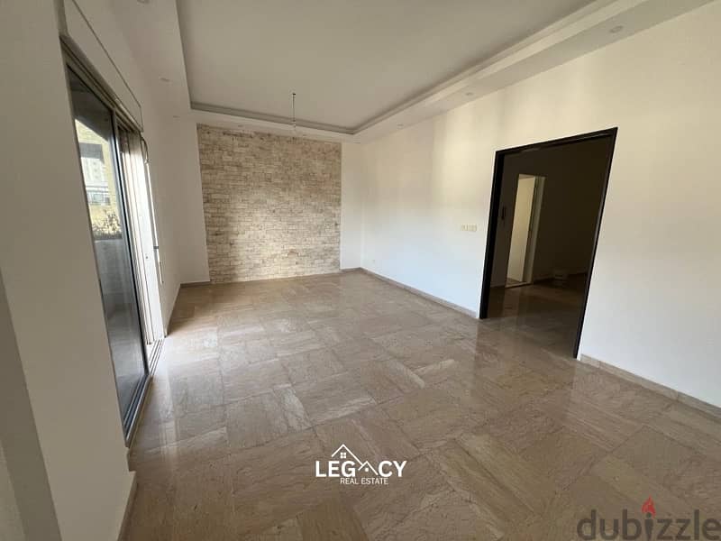 Apartment With Panoramic View In Awkar Very Strategic Location 0